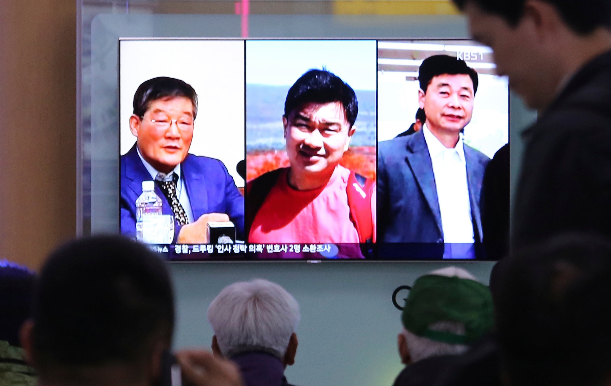 North Korea releases three Korean-American citizens.