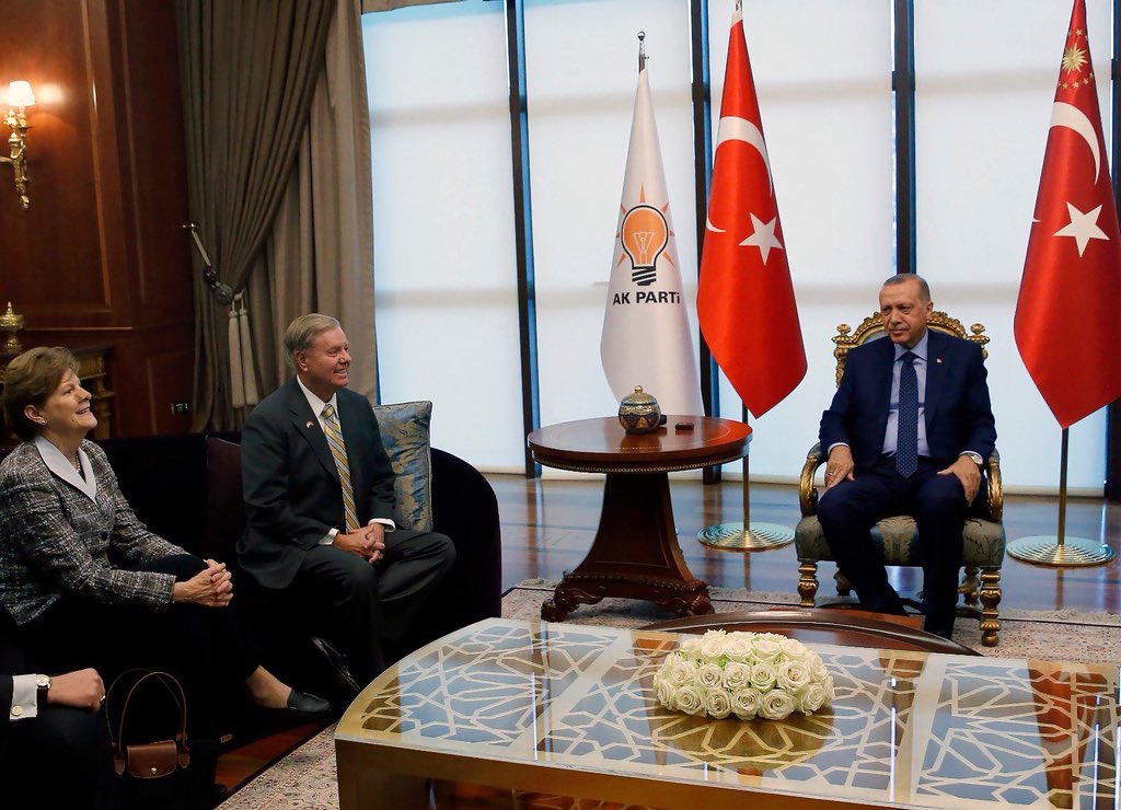 US Senators Lindsey Graham and Jeanne Shaheen meet with President Erdogan.
