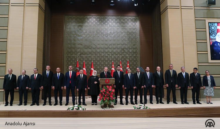 Erdogan unveils his new cabinet